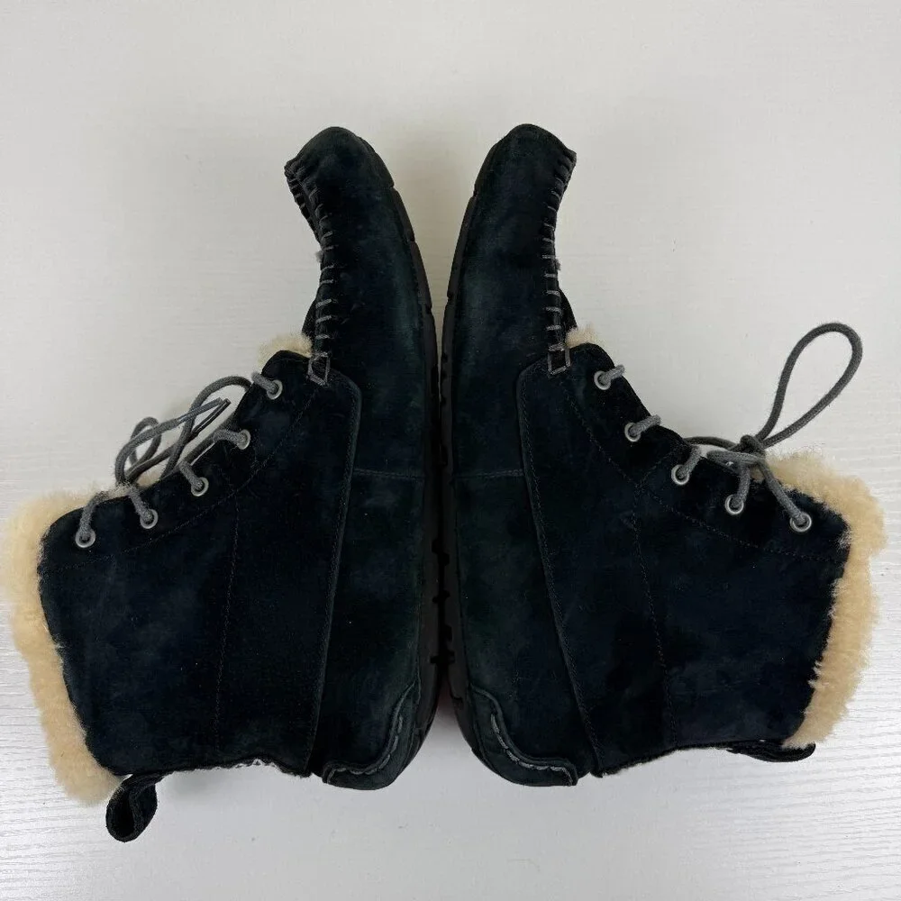EUC UGG Chickaree Black Sheepskin Suede Lace Up Boots S/N 1007716